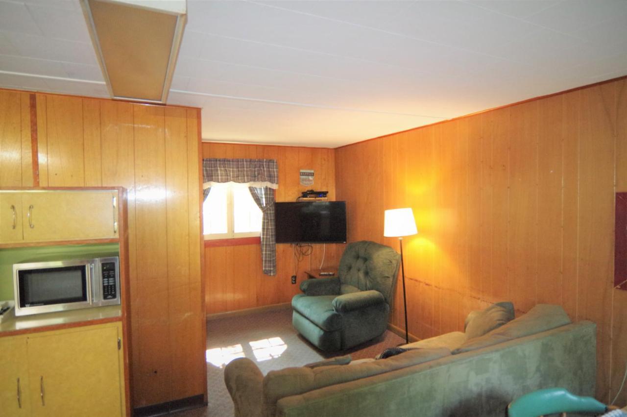 Cramers Point Motel&Cottages Lake George Exteriör bild
