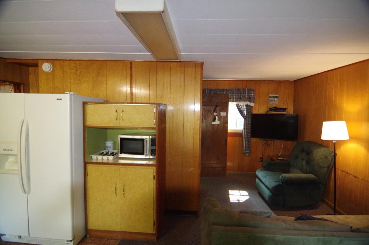 Cramers Point Motel&Cottages Lake George Exteriör bild