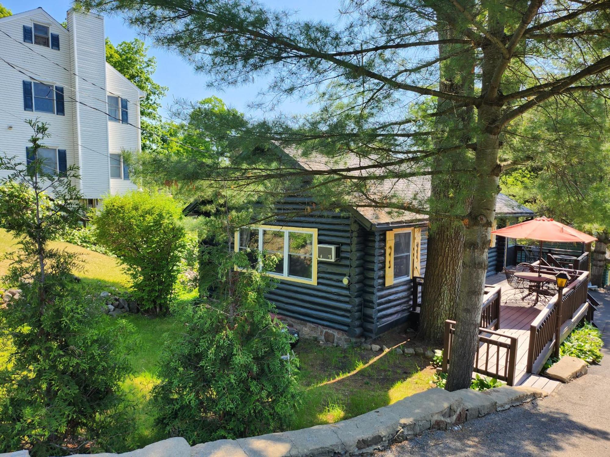 Cramers Point Motel&Cottages Lake George Exteriör bild